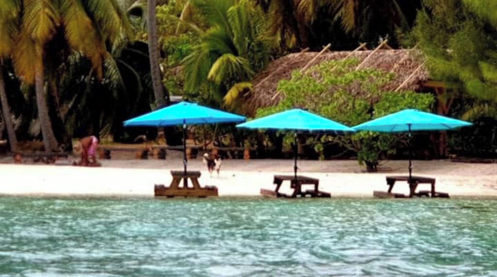 Photo of Others in Teahupoo