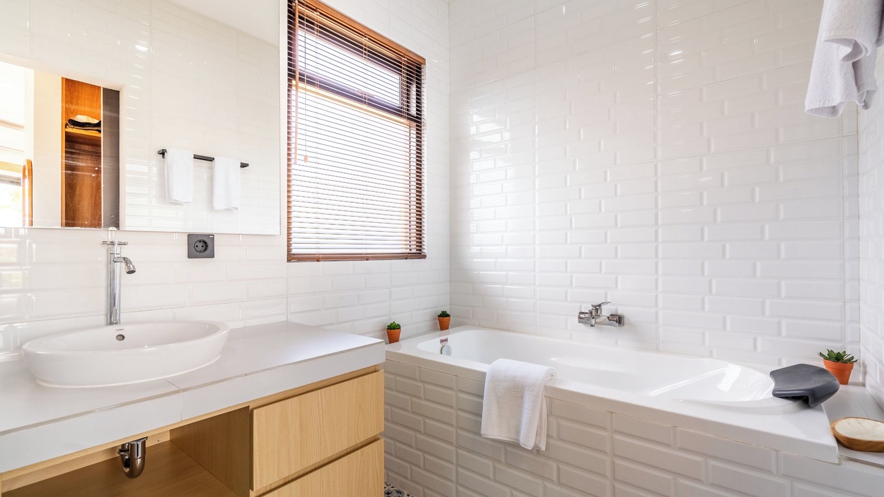 Photo of Bathroom in Mumbul