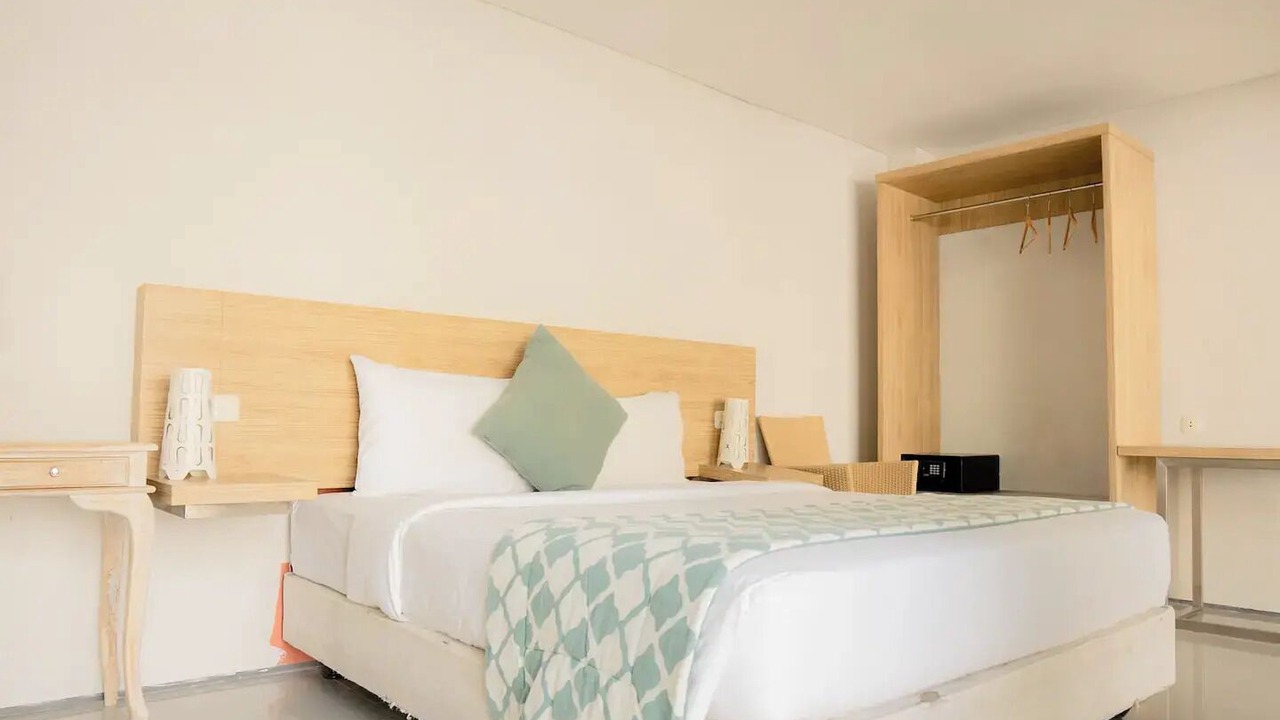 Photo of Bedroom in Mumbul