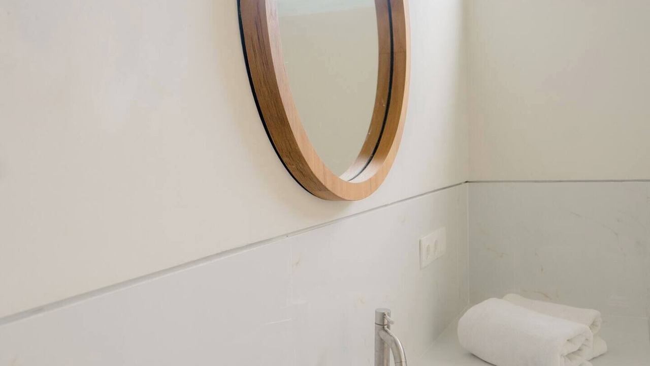 Photo of Bathroom in Mumbul