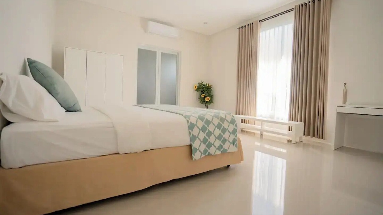 Photo of Bedroom in Mumbul