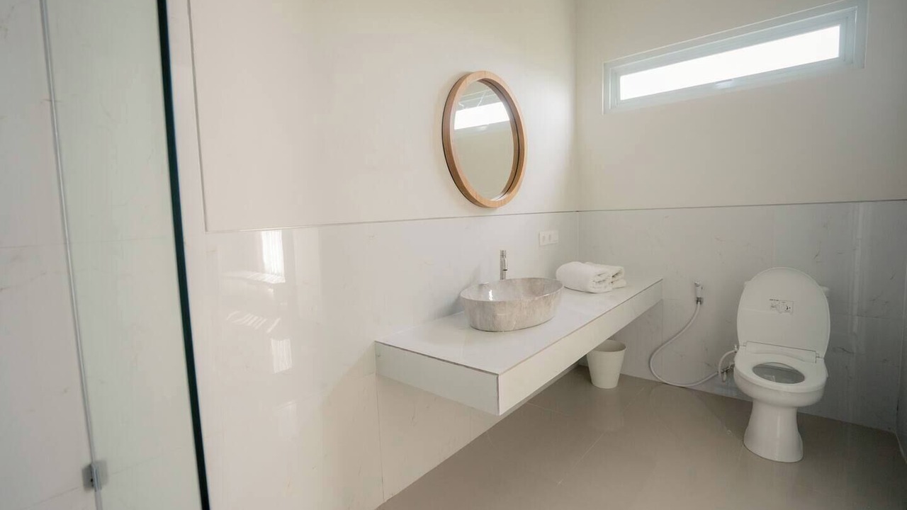 Photo of Bathroom in Mumbul