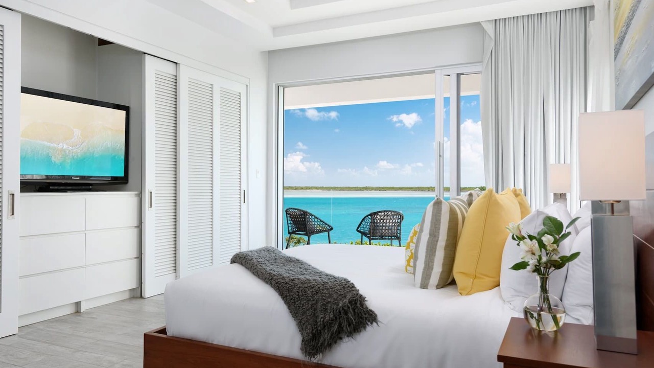 Photo of Bedroom in Leeward Settlement