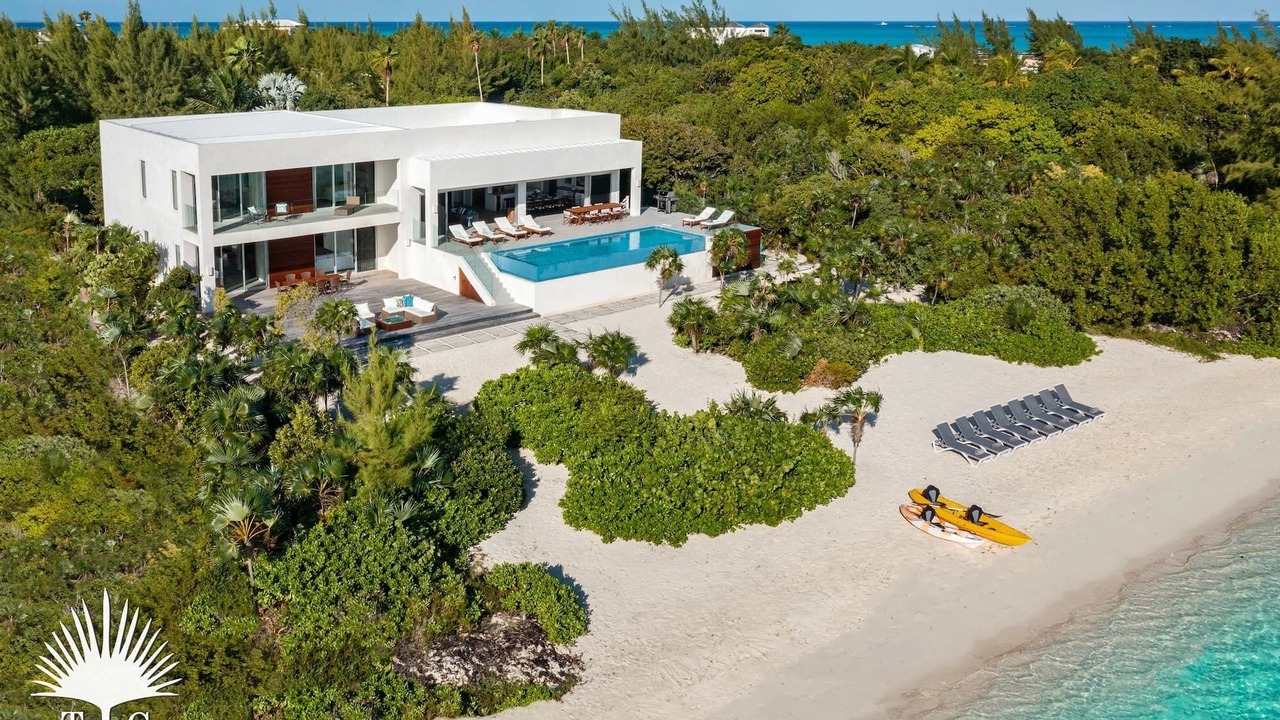 Photo of Outdoor in Leeward Settlement