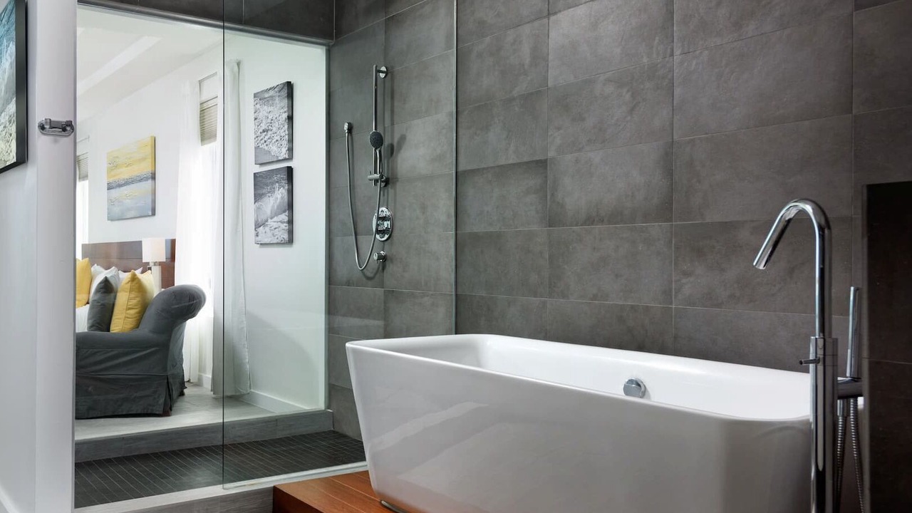 Photo of Bathroom in Leeward Settlement