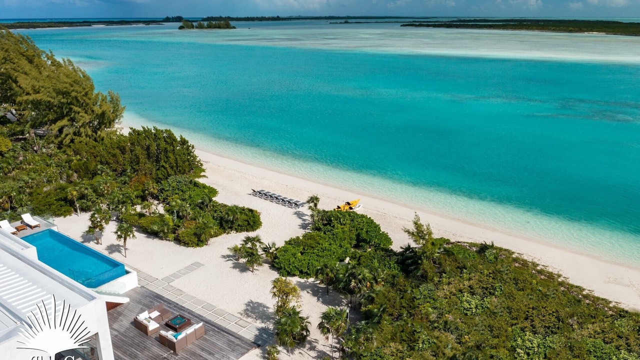 Photo of Others in Leeward Settlement