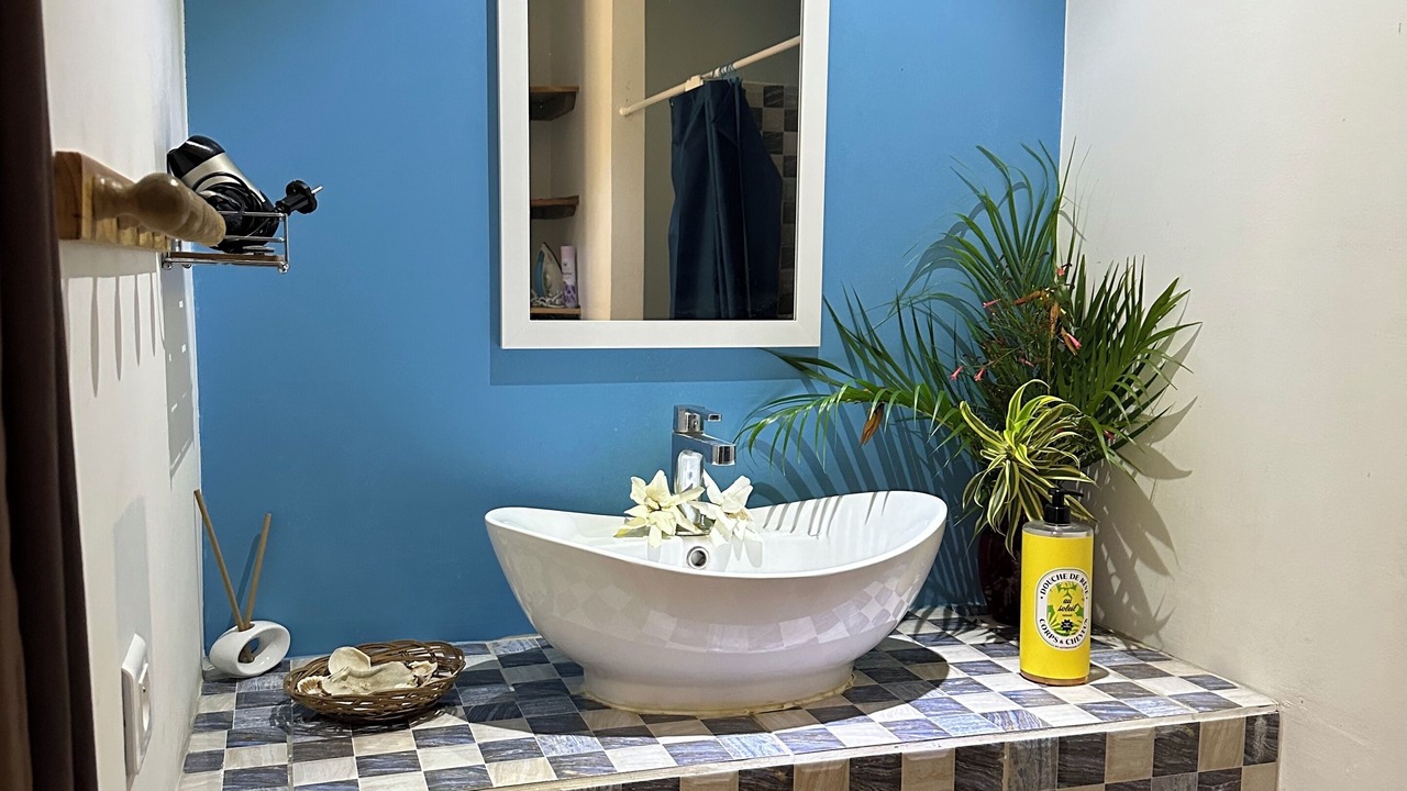 Photo of Bathroom in Nunue