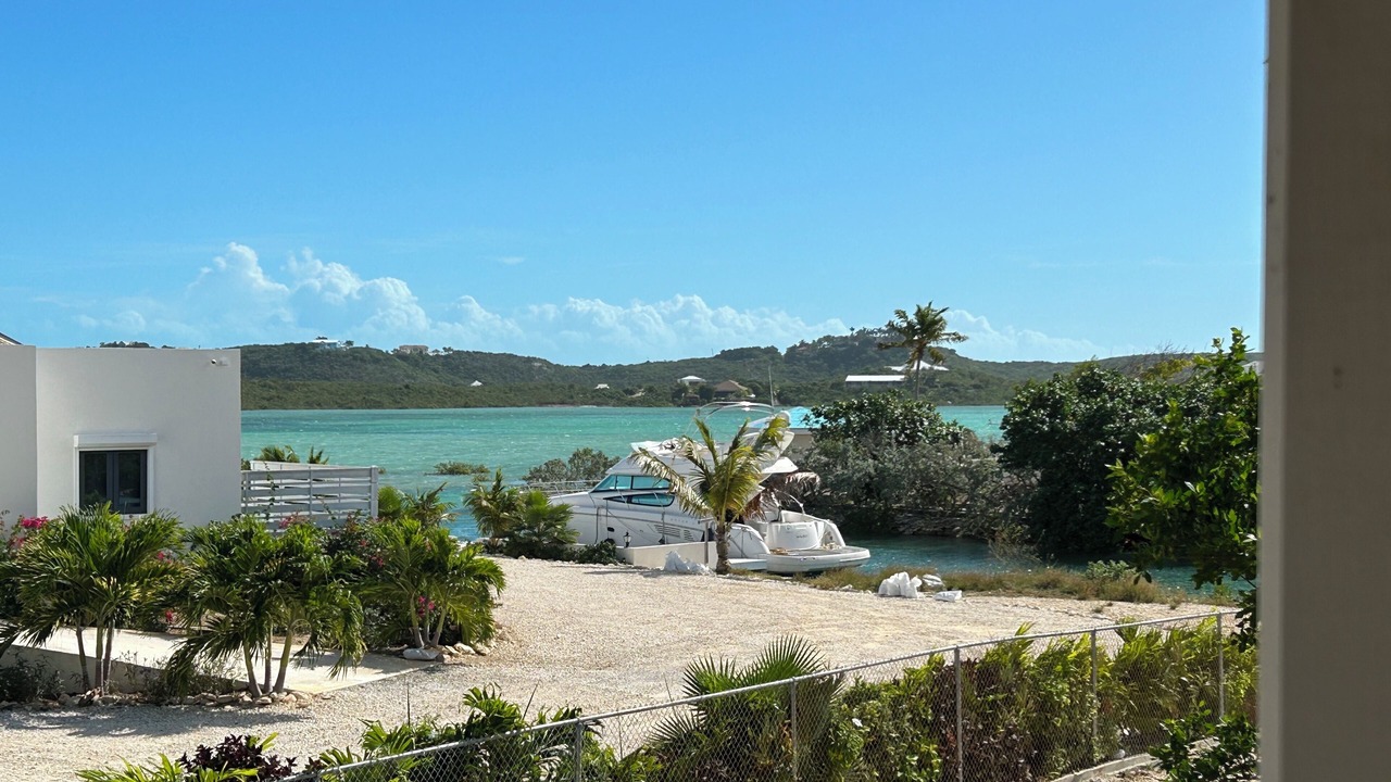 Photo of Patio Balcony in Discovery Bay