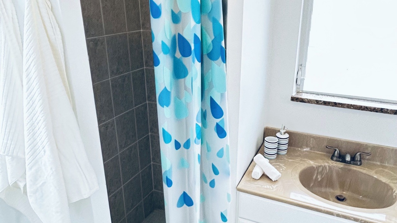 Photo of Bathroom in Discovery Bay