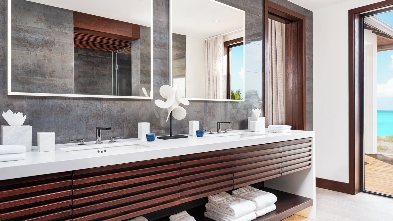 Photo of Bathroom in Leeward Settlement