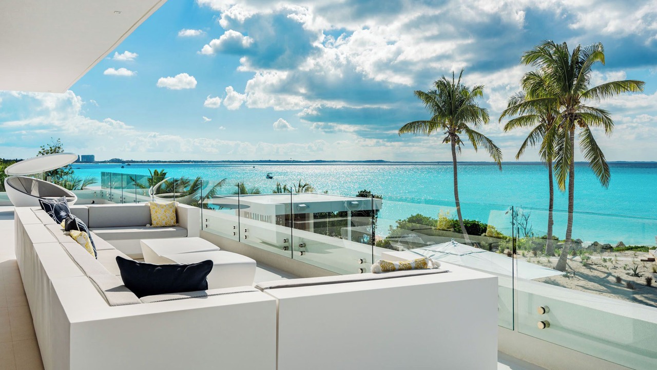 Photo of Patio Balcony in Leeward Settlement
