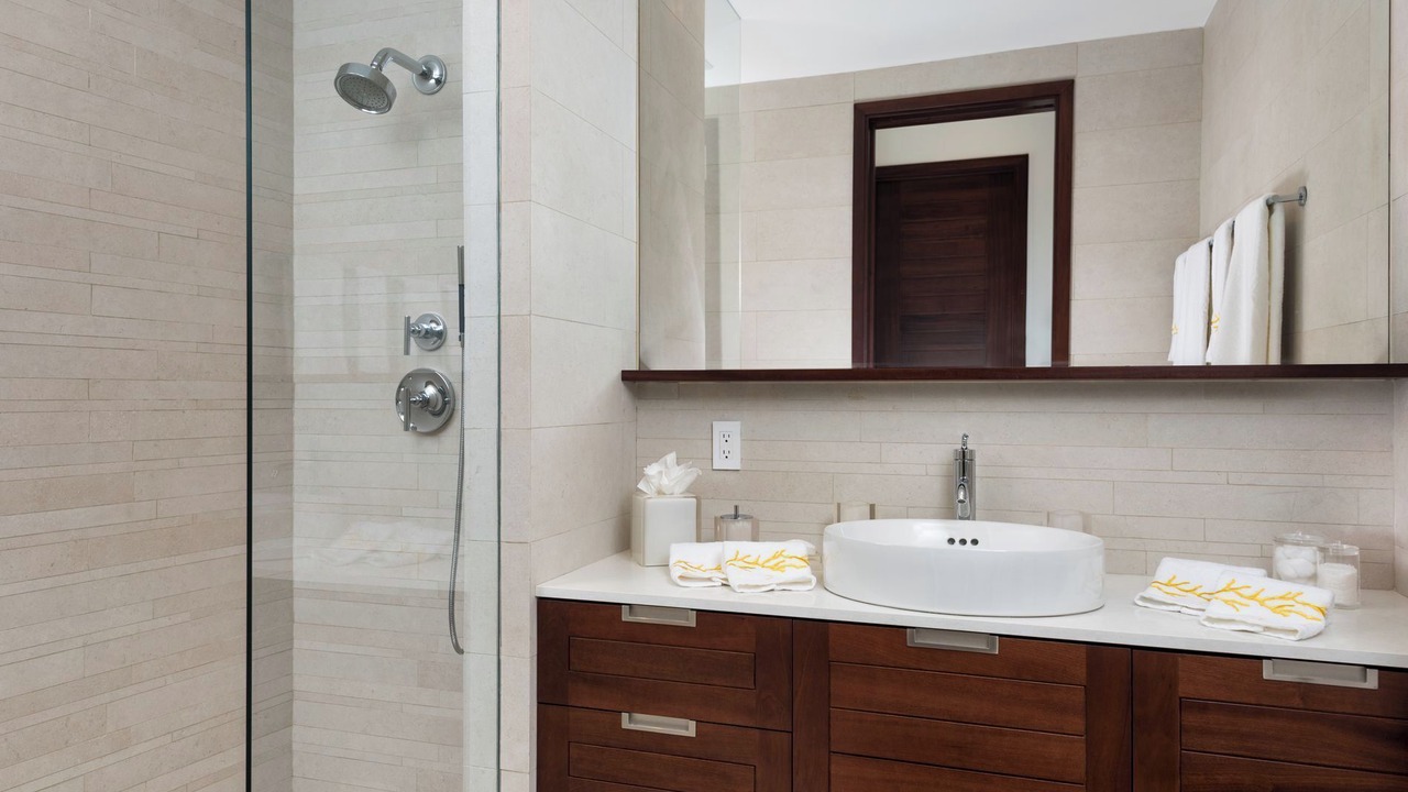 Photo of Bathroom in Leeward Settlement