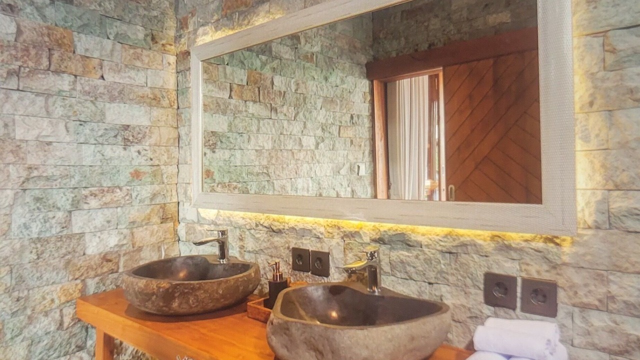 Photo of Bathroom in Sambahan