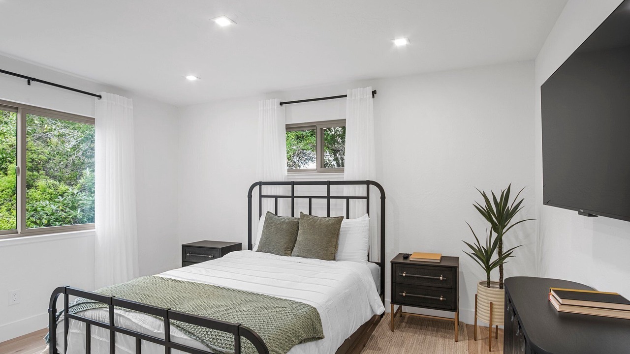 Photo of Bedroom in Rio del Mar