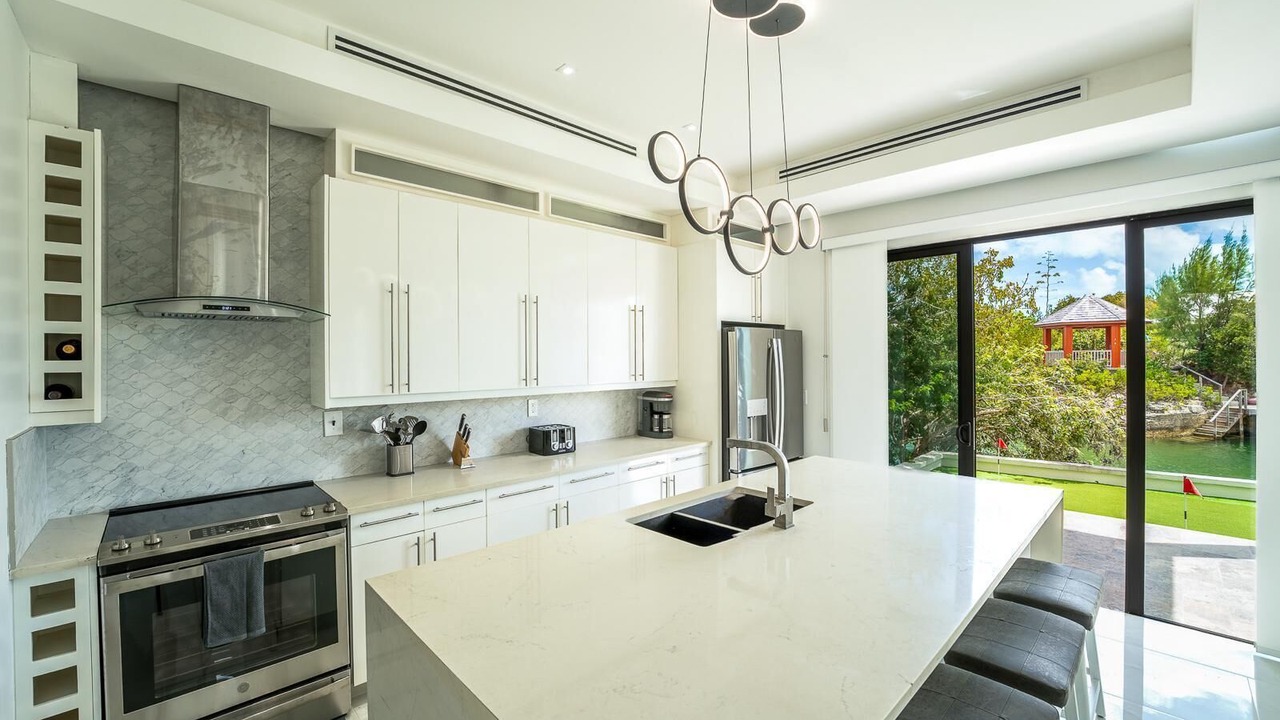 Photo of Kitchen in Discovery Bay