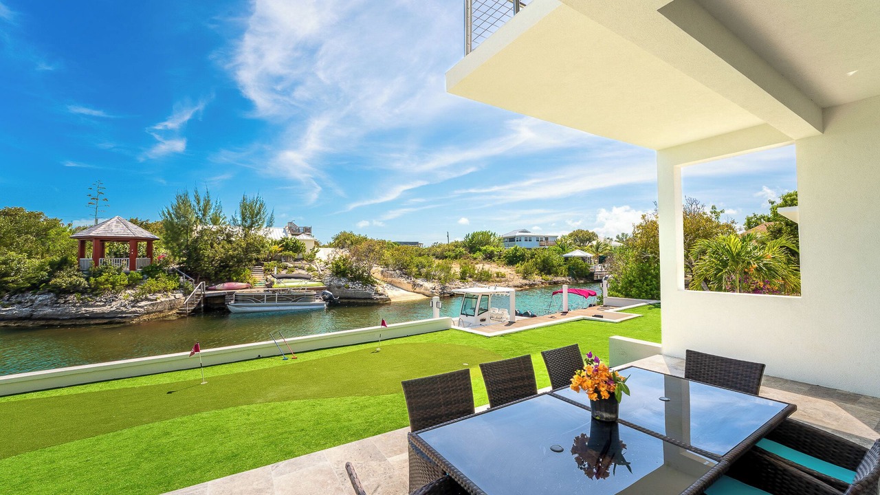 Photo of Outdoor in Discovery Bay