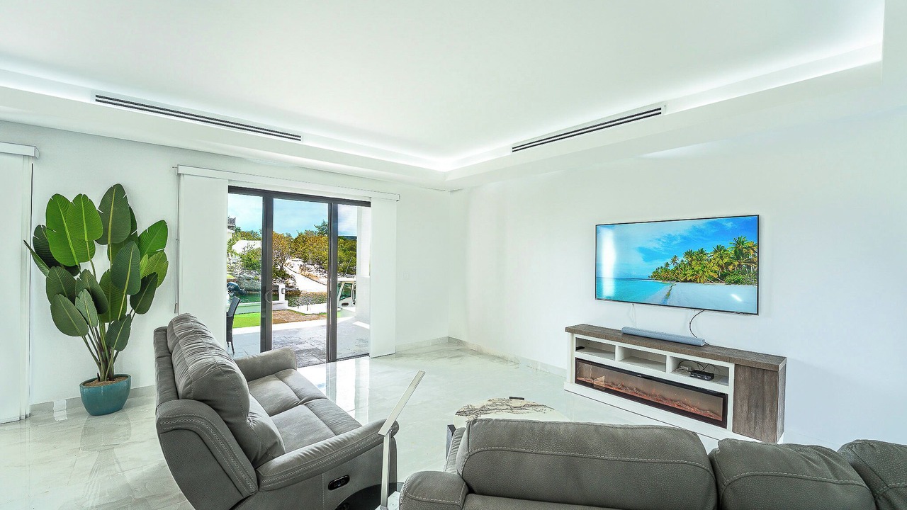 Photo of Livingroom in Discovery Bay