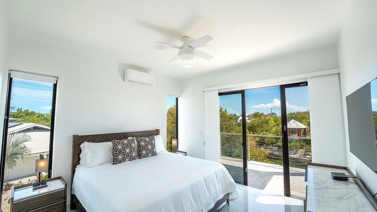 Photo of Bedroom in Discovery Bay