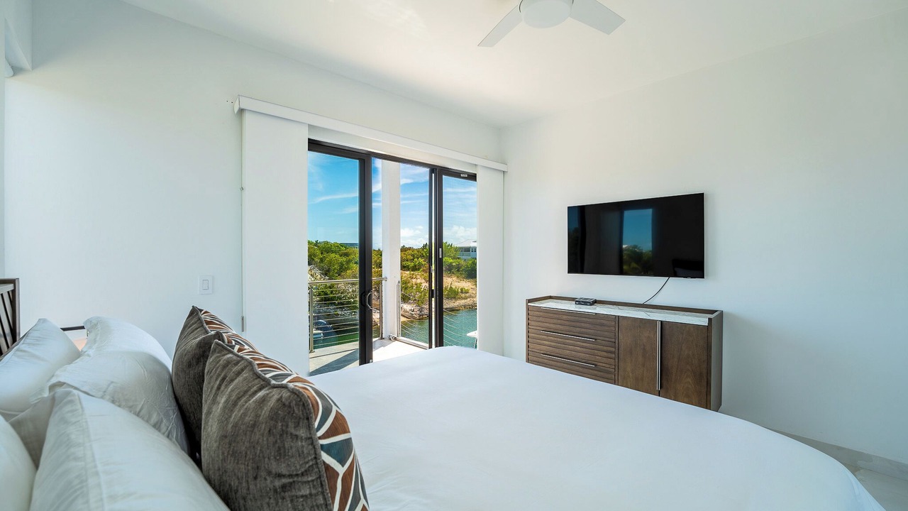 Photo of Bedroom in Discovery Bay