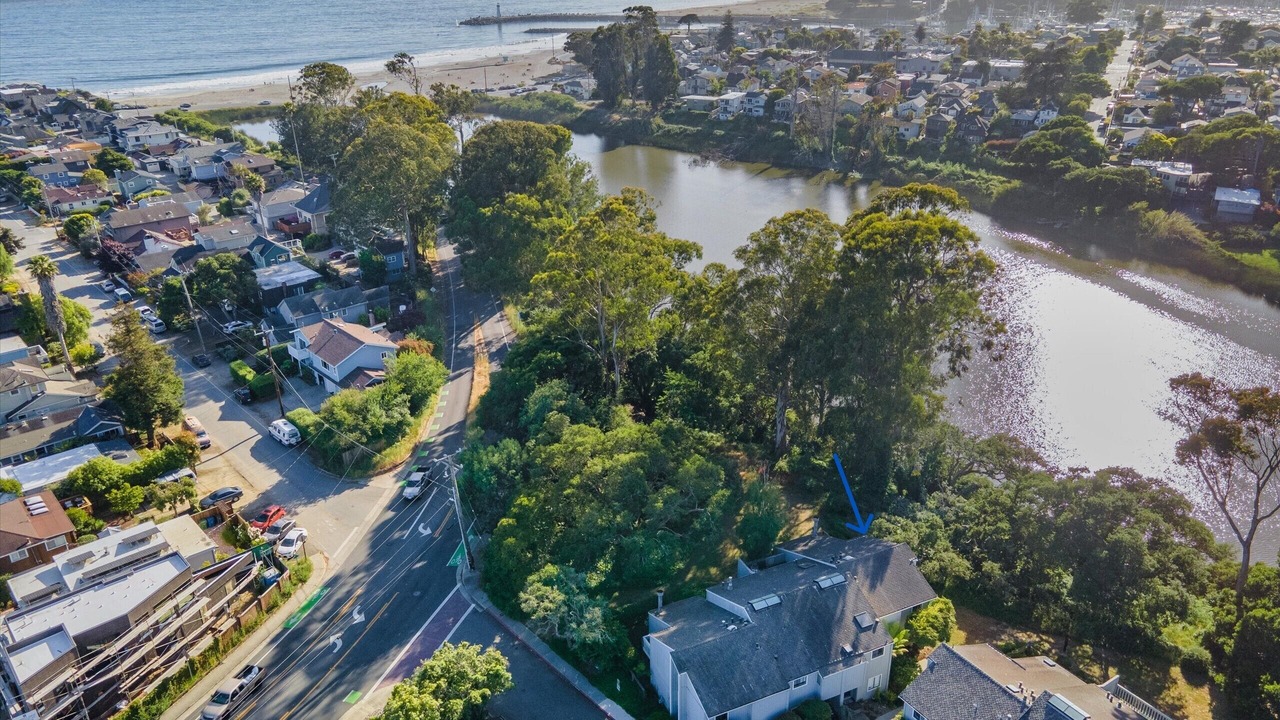 Photo of Outdoor in Eastside Santa Cruz