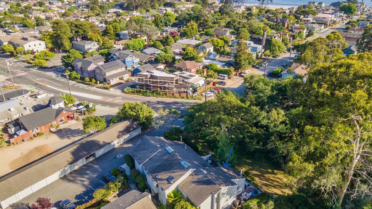 Photo of Outdoor in Eastside Santa Cruz