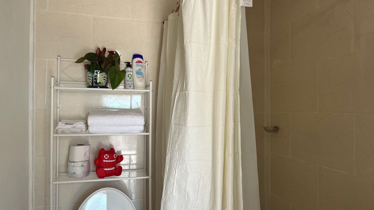 Photo of Bathroom in Venetian Road Settlement