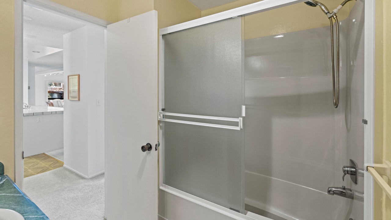 Photo of Bathroom in Pajaro Dunes