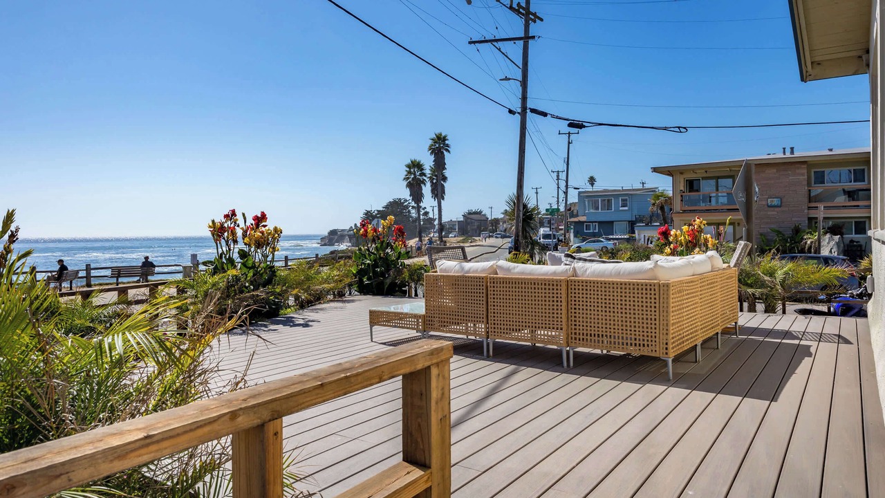 Photo of Patio Balcony in Opal Cliffs