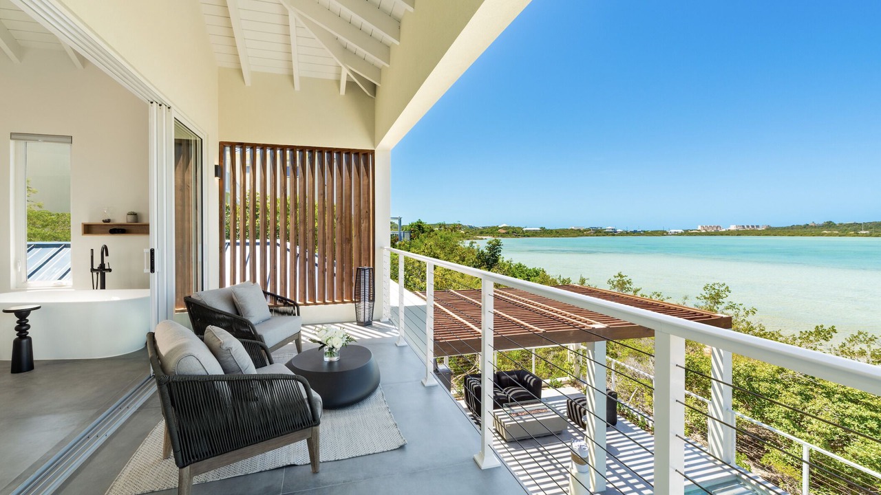 Photo of Patio Balcony in Venetian Road Settlement