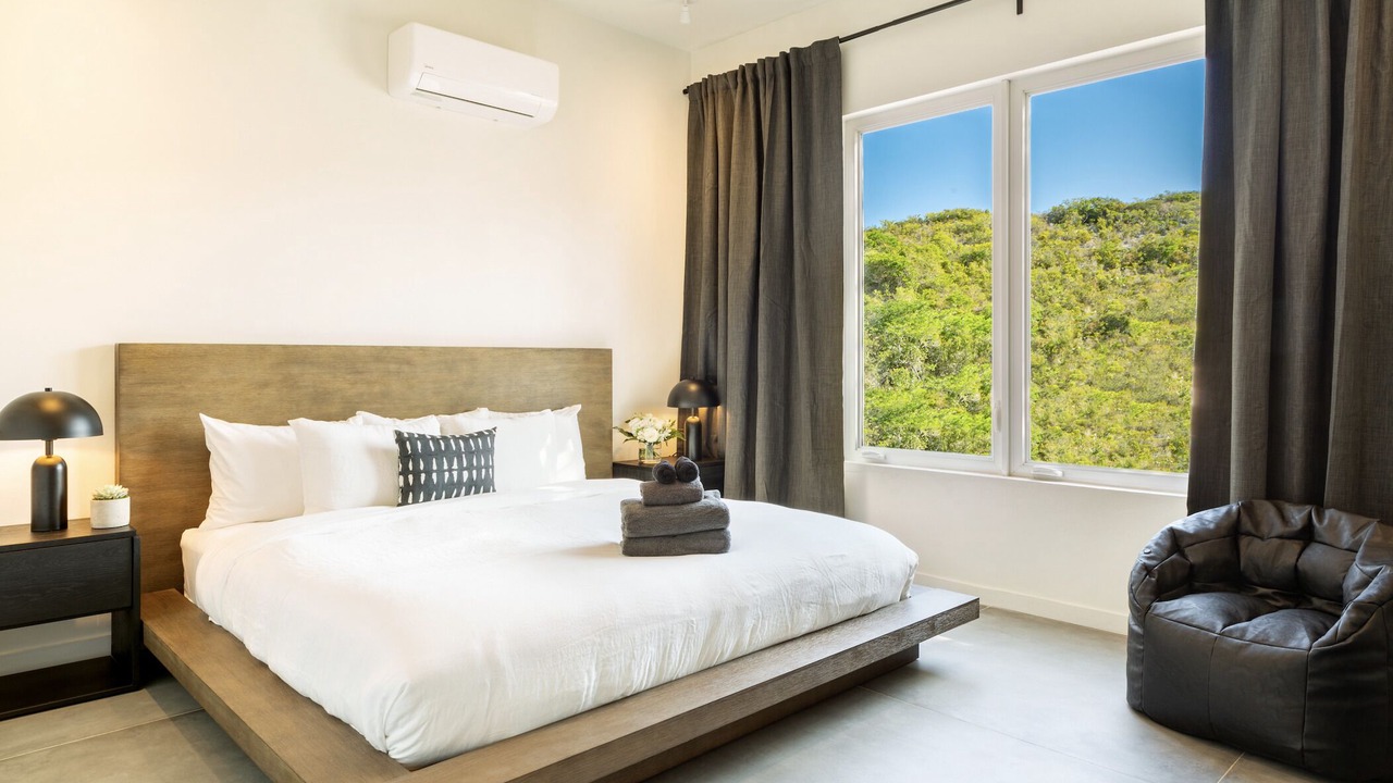 Photo of Bedroom in Venetian Road Settlement