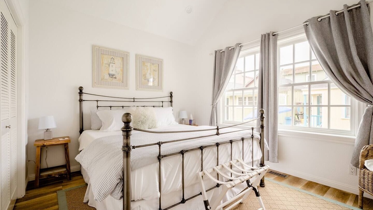 Photo of Bedroom in Capitola