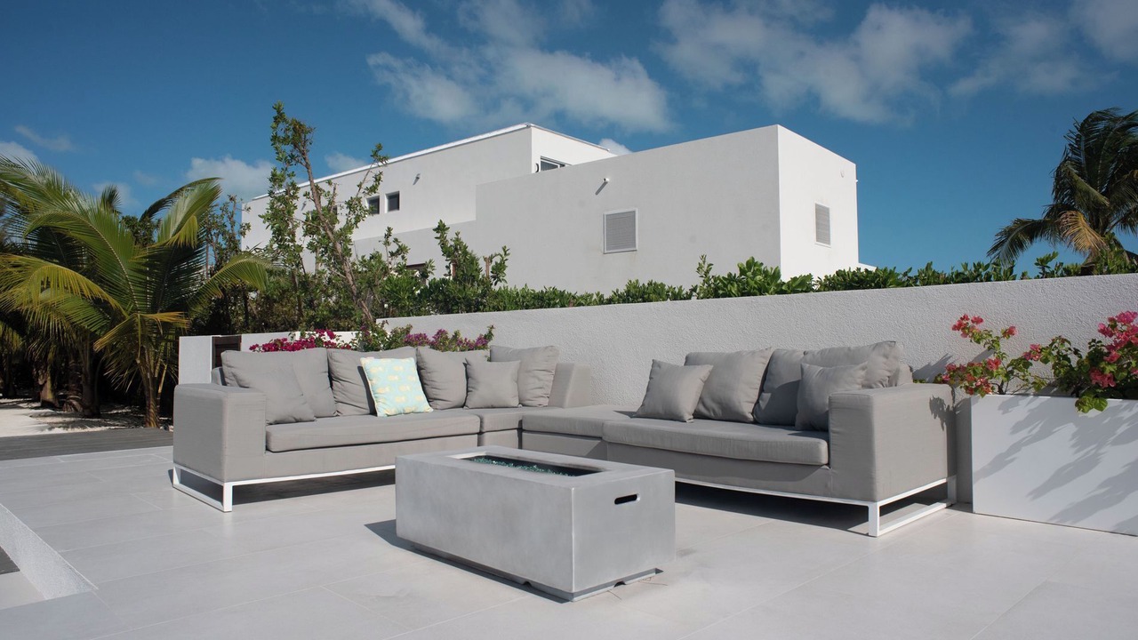 Photo of Patio Balcony in Leeward Settlement