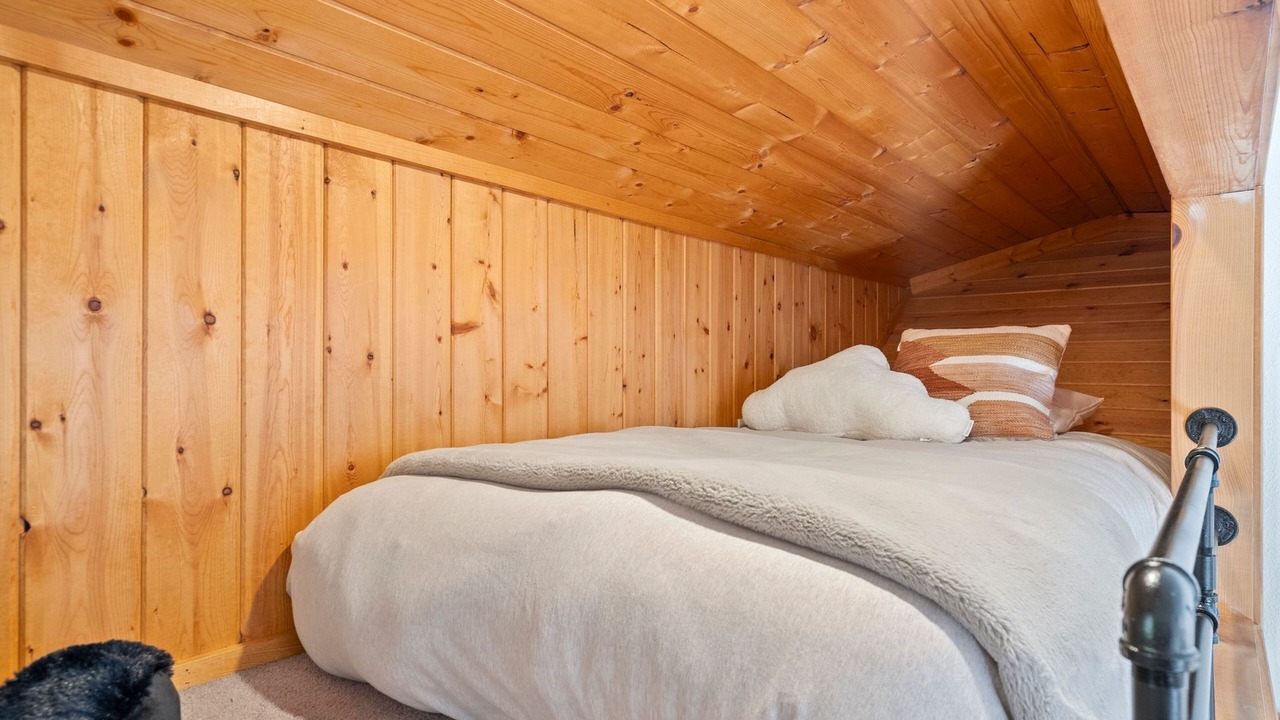 Photo of Bedroom in Ben Lomond