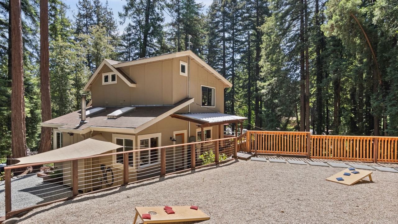 Photo of Patio Balcony in Ben Lomond