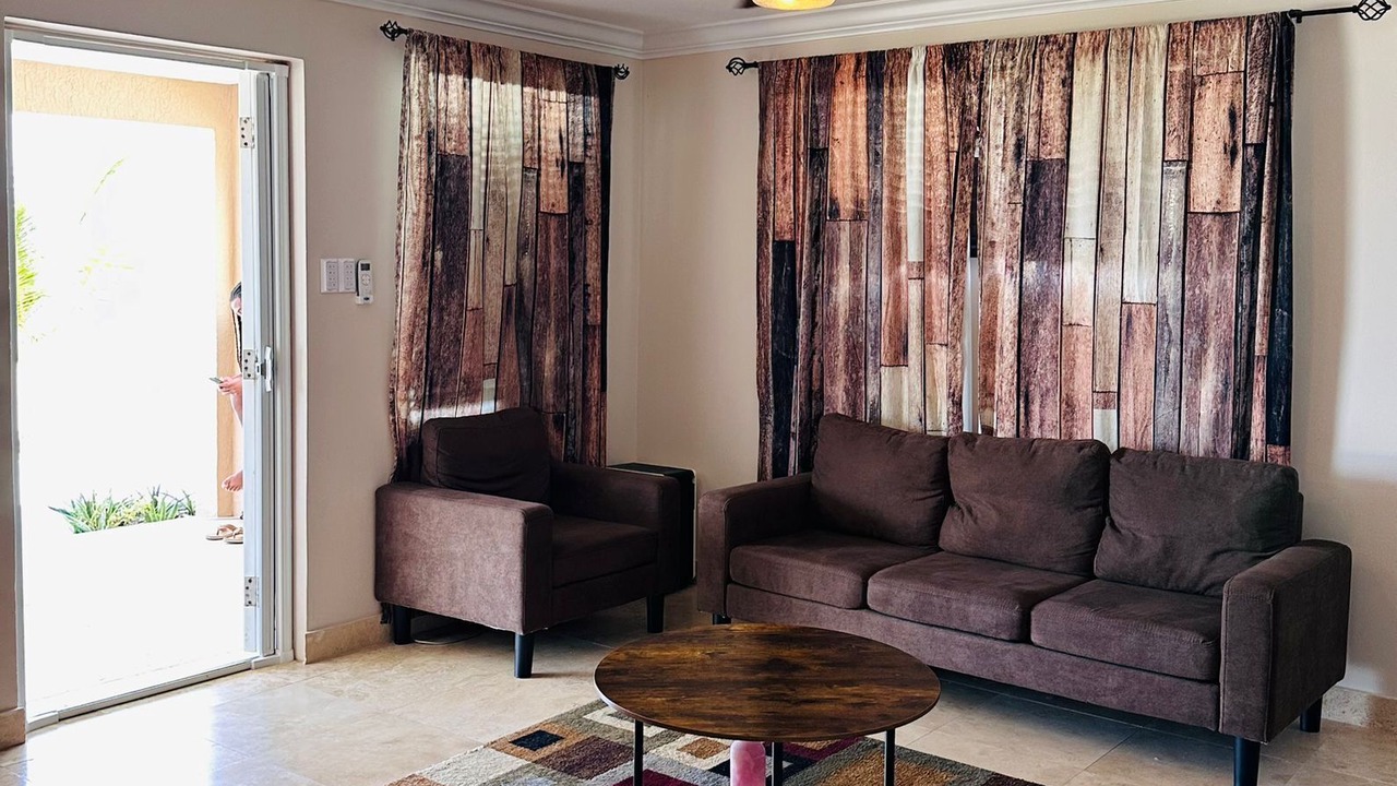 Photo of Livingroom in Cockburn Town