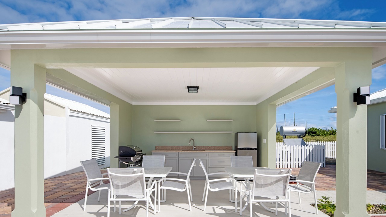 Photo of Outdoor in Cockburn Town