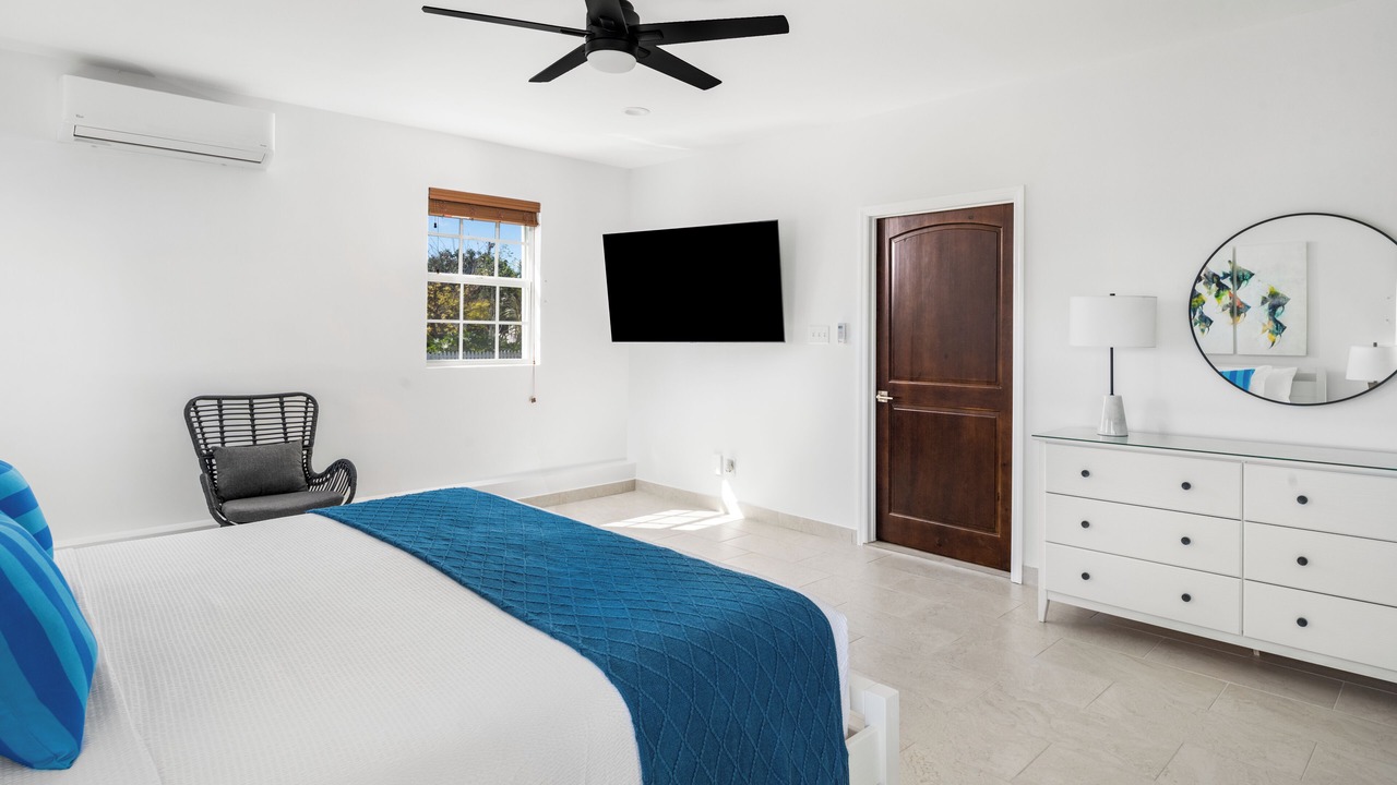 Photo of Bedroom in Cockburn Town