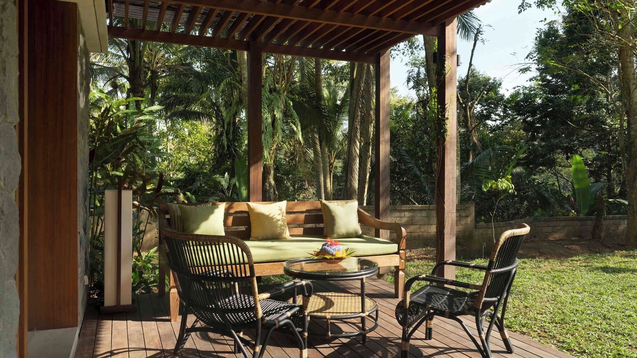 Photo of Patio Balcony in Sambahan