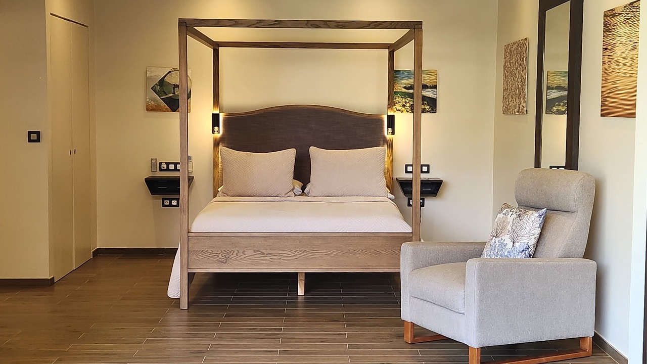 Photo of Bedroom in Uturoa