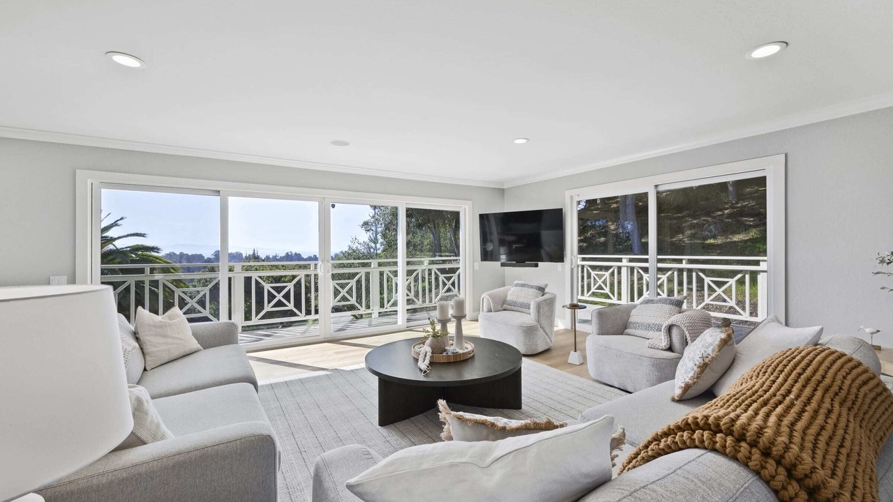 Photo of Bedroom in Aptos