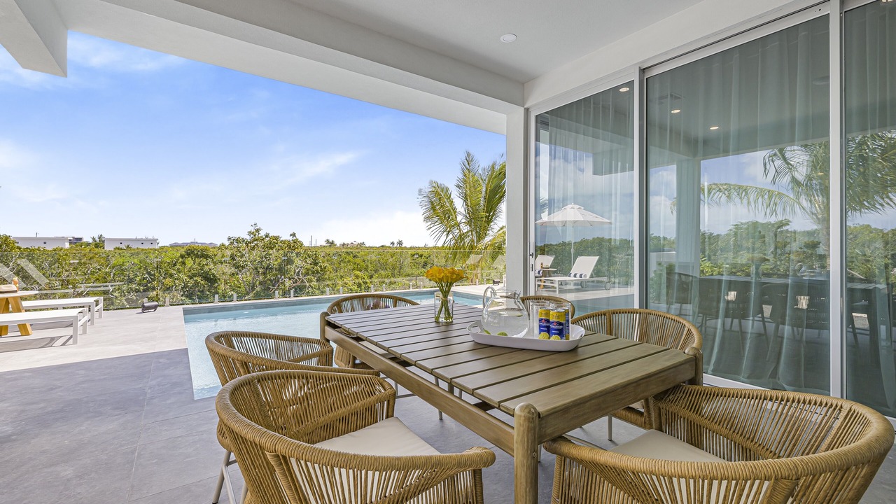Photo of Outdoor in Long Bay