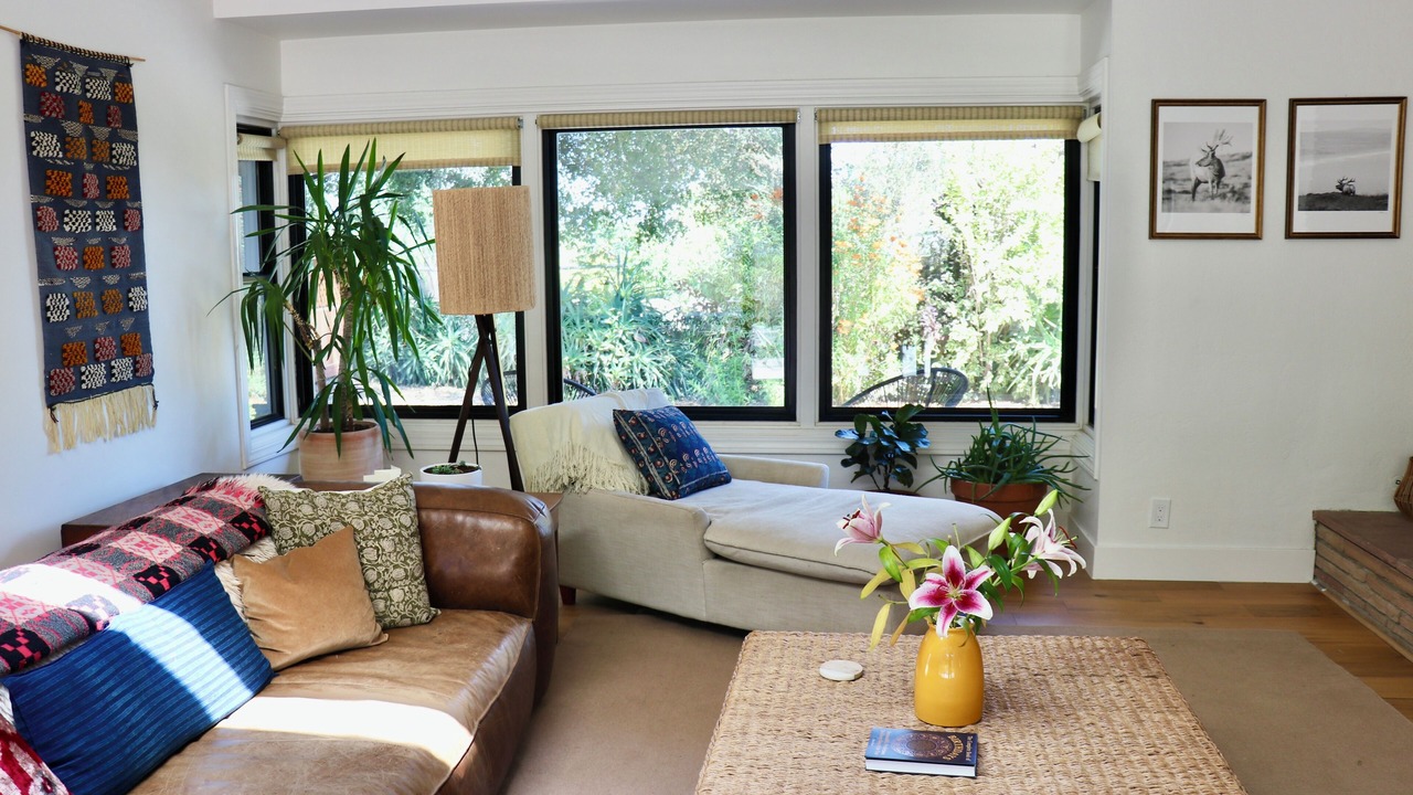 Photo of Livingroom in Westside Santa Cruz