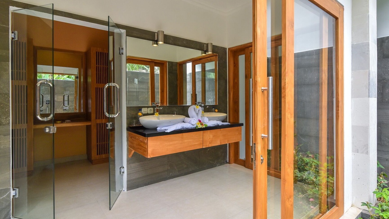 Photo of Bathroom in Kaliasem