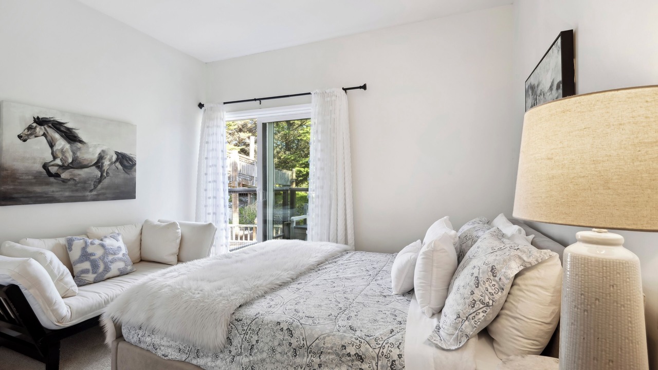 Photo of Bedroom in Pajaro Dunes
