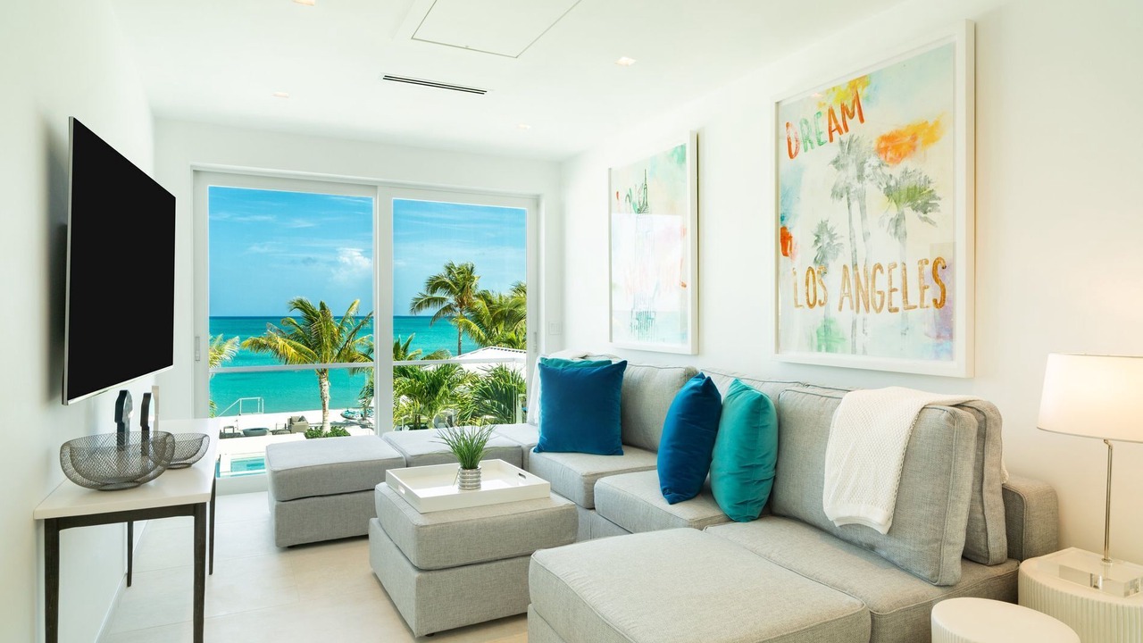 Photo of Livingroom in Grace Bay