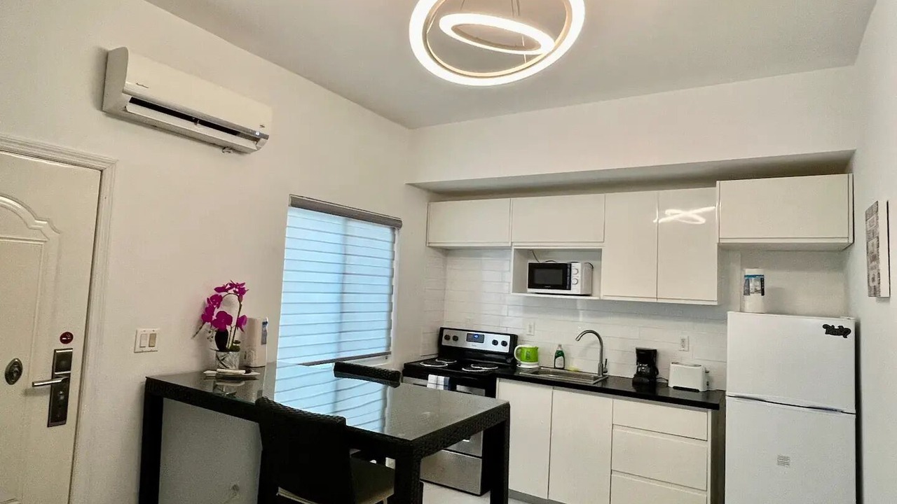 Photo of Kitchen in Venetian Road Settlement