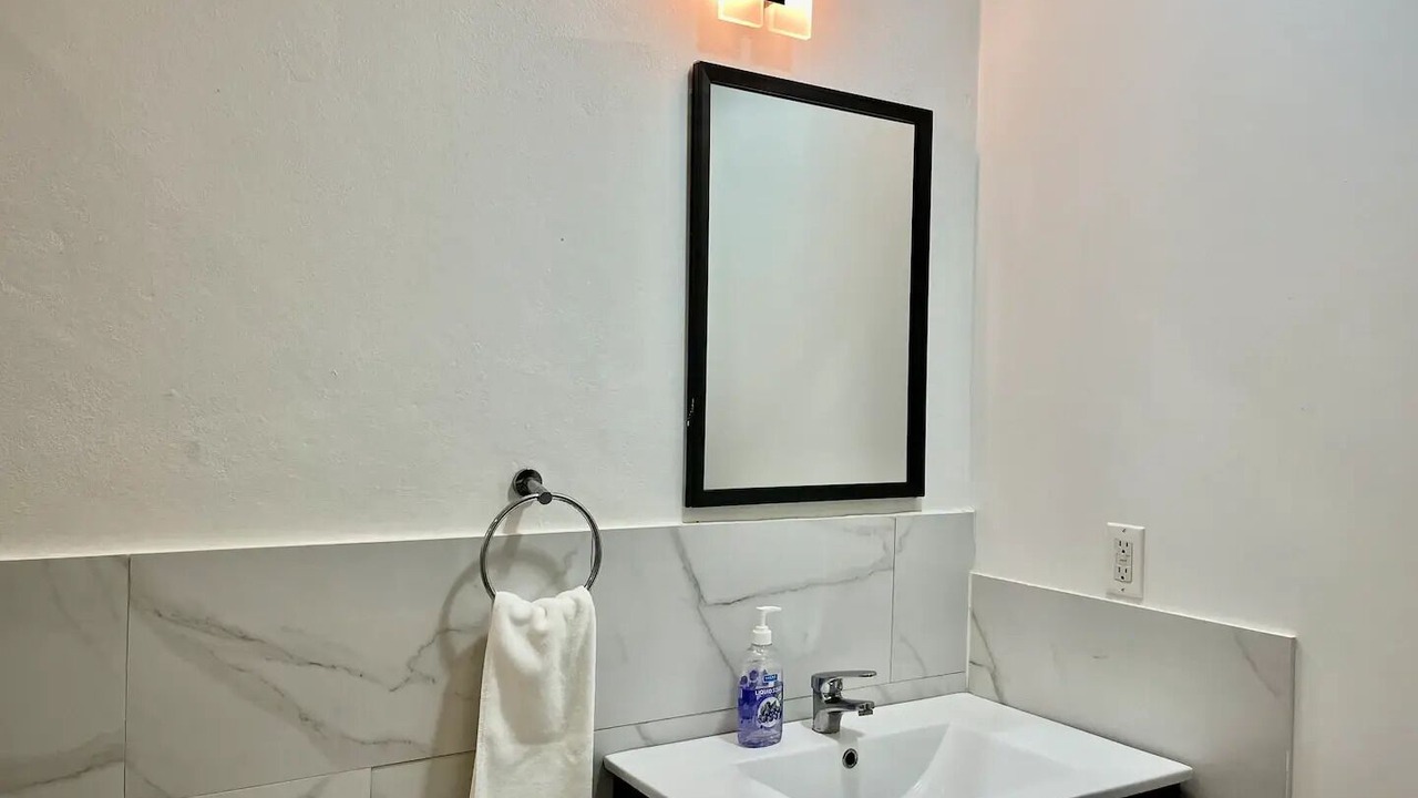 Photo of Bathroom in Venetian Road Settlement