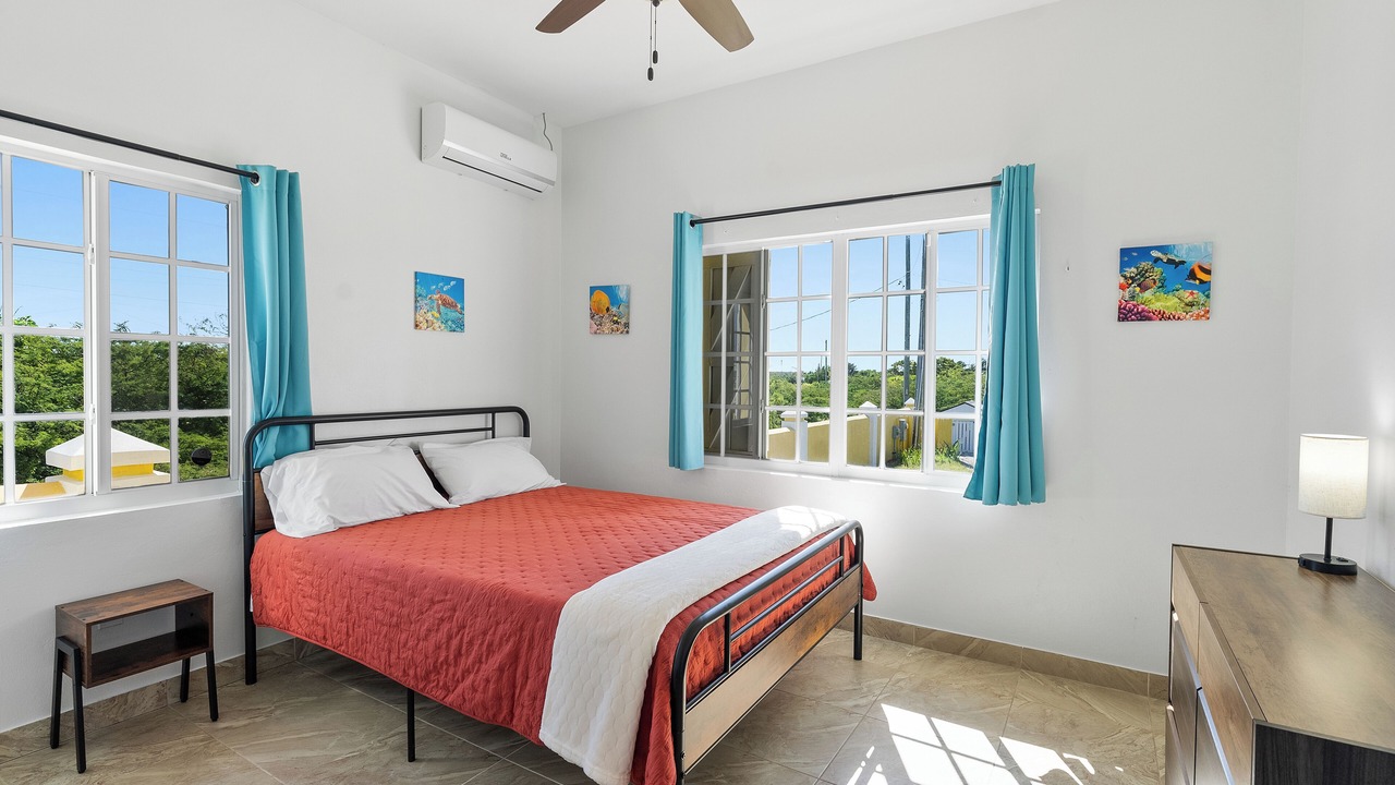Photo of Bedroom in Cockburn Town