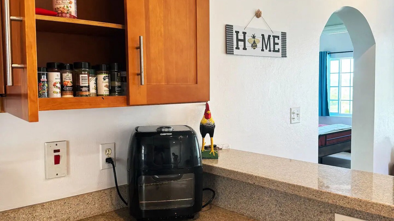 Photo of Kitchen in Cockburn Town