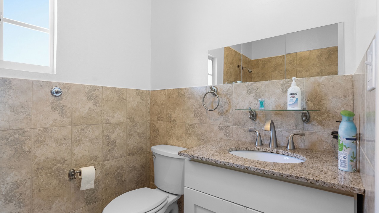 Photo of Bathroom in Cockburn Town